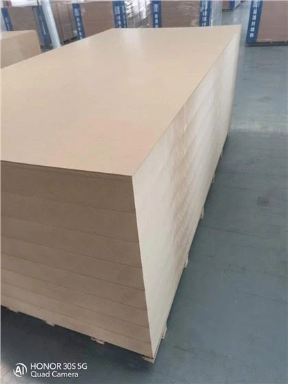 Paprastasis MDF HDF RAW MDF