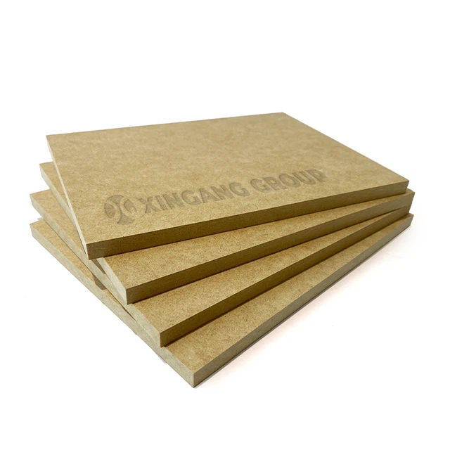 Skirtingo storio MDF baldai